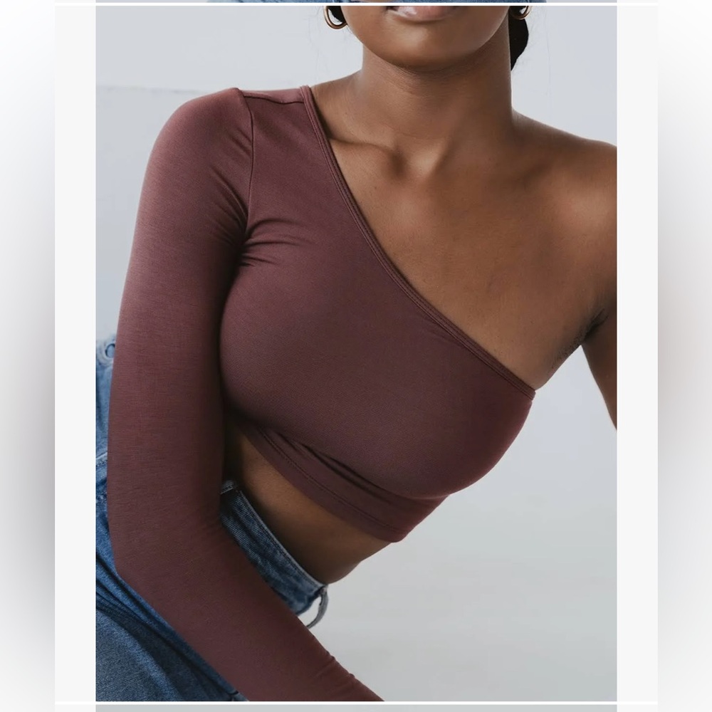 NWT in bag. Size S. One shoulder long sleeve crop. Brown. Braless. Klassy
